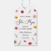 彼女がポップしたらポップして！ワイルドフラワーベイビーシャワープレゼント ギフトタグ (正面)