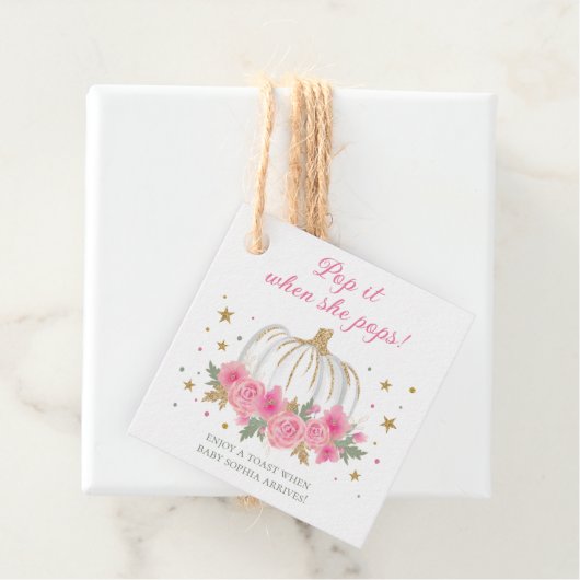 彼女がポップするときポップ・アートのに小さなカボチャの女の子 フェイバータグ (インサイチュ)