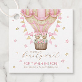 彼女がポップすると、我々はツインポップ・アートのガールを待つことができる フェイバータグ