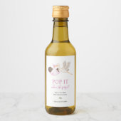 彼女がポップ・アートのワインラベルをポップするときにピンクのコウノトリ ワインラベル (正面)