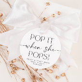 彼女がポップ・アートの赤ちゃんシャワーメッセージカードの周りにポップするとき フェイバータグ