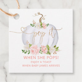 彼女がポップ・アートの赤面ピンクの金ゴールドカボチャをポップするとき フェイバータグ