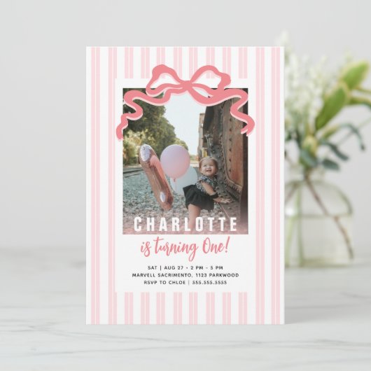 彼女がワンピーッストライプクボウの誕生日 招待状 (スタンド正面)