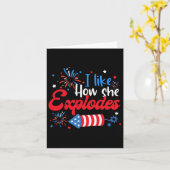 彼女が花火を爆発させるのが好き 面白いカップル 4日 カード (黄色い花)