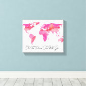 彼女が行く場所引用文ピンクウォーターカラーワールドマップ キャンバスプリント (インサイチュ (ウッドフロア))