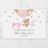 彼女が赤ポップ・アートのちゃんシャワーの贈り物をポップするときにテディベア スパークリングワインラベル (シングルラベル)