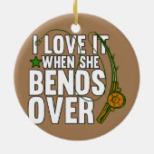 彼女が魚釣りで曲がると私は好き セラミックオーナメント (裏面)