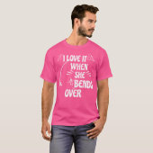 彼女が魚釣りロッドReの上で曲がるおもしろいと、私はそれを愛する Tシャツ (正面フル)