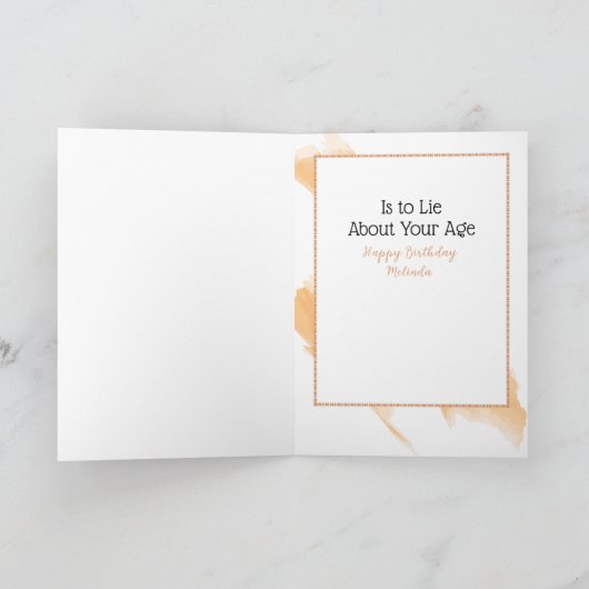 彼女のおもしろい誕生日のための女性のスナーク漫画 カード (内部)