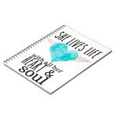 彼女のためのハートとソウル・ジャーナルと生活 ノートブック (左側)