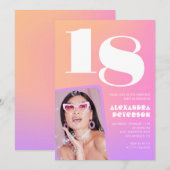 彼女のためのレトロ写真ピンク18歳の誕生日招待状 招待状 (正面/裏面)