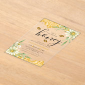 彼女のハニービー（蜜蜂）テーマのデイジーブライダルシャワーを発見した アクリル招待状 (レイダウン)