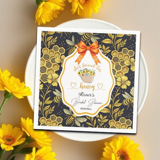 彼女のハニーブライダルシャワーが見つかった スタンダードカクテルナプキン