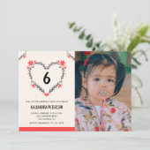 彼女のフローラルハートの6歳の誕生日招待状 招待状 (スタンド正面)