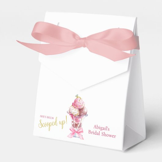 彼女のブライズシャワーが予約された! フェイバーボックス (正面サイド)