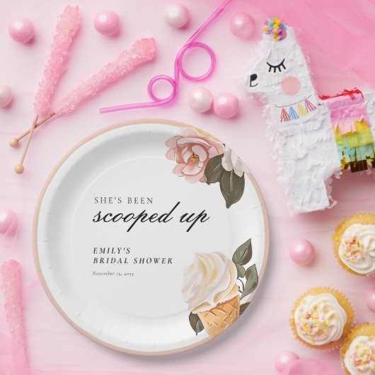 彼女のブライダルシャワーが計画された ペーパープレート (パーティー)