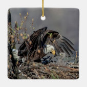 彼女のベビーとハゲ・イーグル セラミックオーナメント (裏面)