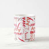 彼女の名前は赤い全体に印刷されスタイリッシュた コーヒーマグカップ (中央)