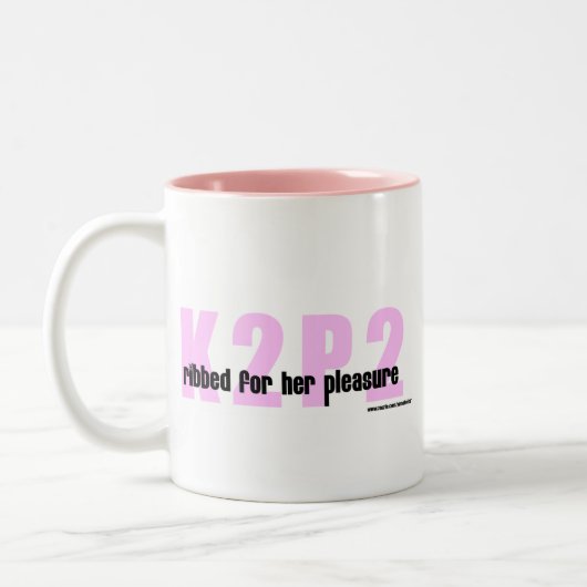 彼女の喜びの商品のために肋骨で補強されるK2P2 ツートーンマグカップ (左)