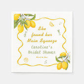 彼女の大切な人と一緒に オリジナル 彼女のメインスクイーズ ブライダルシャワーレモン スタンダードカクテルナプキン (正面)