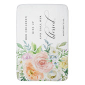 彼女の子供は立上がりましたり及び彼女の賛美されたバス・マットを呼びます バスマット (正面縦)