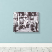 「彼女の手の中の愛 キャンバスプリント (インサイチュ (ウッドフロア))