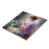 彼女の手の中の花を称賛する女の子 タイル (側面)