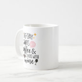 彼女の日はコーヒーから始まり、ワインで終わる コーヒーマグカップ (正面左)
