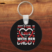 彼女の父親のバレンタインに恋をしている女の子 キーホルダー (正面)