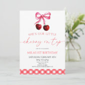 彼女の特別な日をお祝いしよう！チェリーオントップの誕生日パーティー 招待状 (スタンド正面)