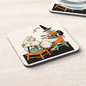 彼女の猫と茶を共有している30年代のハロウィンの魔法使い コースター (左側)