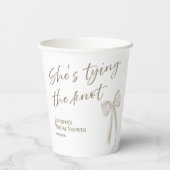 「彼女の白いリボン ブライダルシャワーの紙コップ」 紙コップ (裏面)