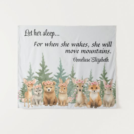 彼女の眠るウッドランドアニマルフェミニン子供部屋 タペストリー (正面(横))