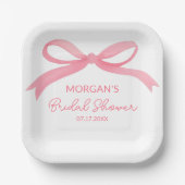 彼女の結婚式の準備を祝うピンクの弓の花嫁のシャワープレート ペーパープレート (正面)