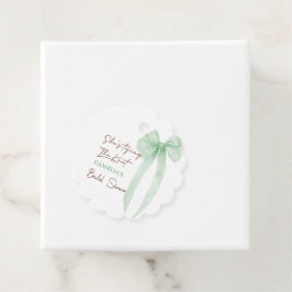 彼女の結婚式の準備 シャワーのグリーンボウ フェイバータグ