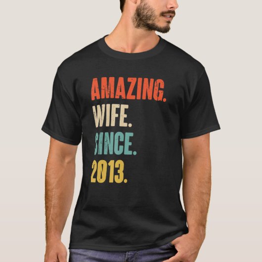 彼女の結婚素晴らしい妻Siのための9周年 Tシャツ (正面)