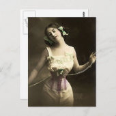 彼女の腰を狭める ポストカード (正面/裏面)