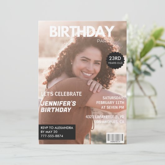 彼女の雑誌のカバーのための23歳の誕生日招待状 招待状 (スタンド正面)