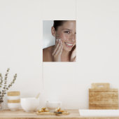 彼女の顔に砂糖をスクラブする女性 ポスター (キッチン)