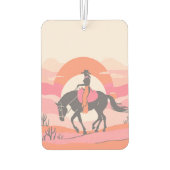 彼女の馬に乗る女性のカーボーイと砂漠の空 カーエアーフレッシュナー (裏面)