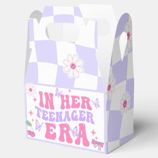彼女の10代の若者時代の誕生日パーティーの好意ボックスで フェイバーボックス (オープン)