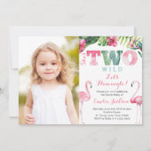 彼女の2歳のワイルドなフラインゴの誕生日パーティーの写真カード 招待状 (正面)