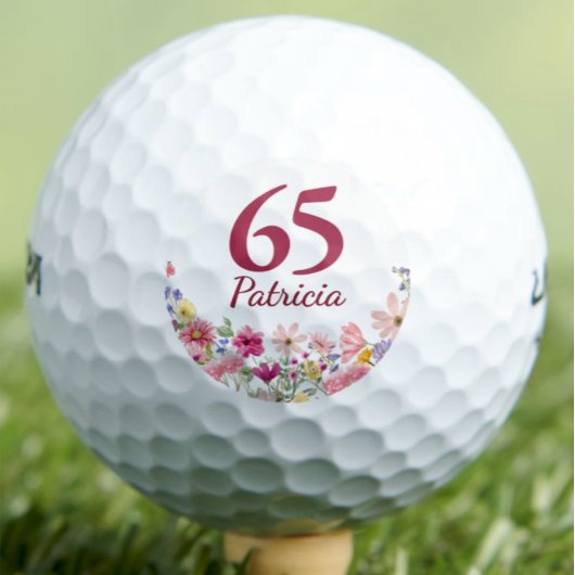 彼女の65歳の誕生日プレゼント ピンクの花柄カスタム ゴルフボール