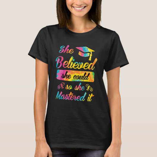 彼女はそれをマスターしたマスターズレベル1 Tシャツ (正面)