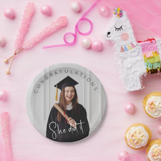 彼女はそれを行った，写真，卒業生への祝辞 ペーパープレート (パーティー)