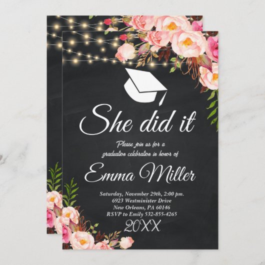 彼女はそれを行った – Chalkboard卒業 招待状 (正面/裏面)