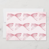 彼女はなんて素敵なの! ピンクの リボン ガール 1歳の誕生日 招待状 (裏面)