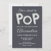 彼女はもうすぐ生まれるよ (シルバー) ベビーシャワー 男女兼用 招待状 (正面)