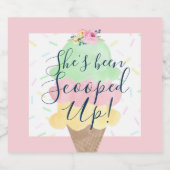 彼女はアイスクリームをすくわれたステッカー スパークリングワインラベル (シングルラベル)