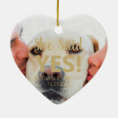 彼女はイエスと答えた カスタム写真エンゲージメント クリスマス セラミックオーナメント (裏面)